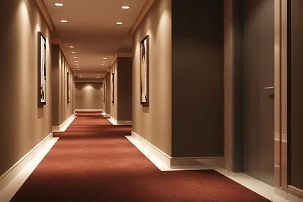 Beleuchtung im Hotelflur mit LED Beleuchtung im Hotelflur mit LED